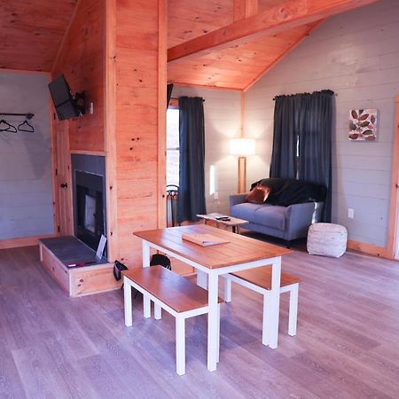 Avenwood Cabins Logan Bagian luar foto