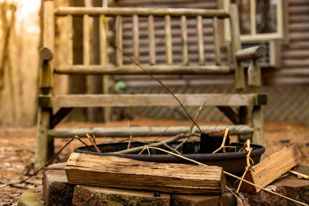 Avenwood Cabins Logan Bagian luar foto