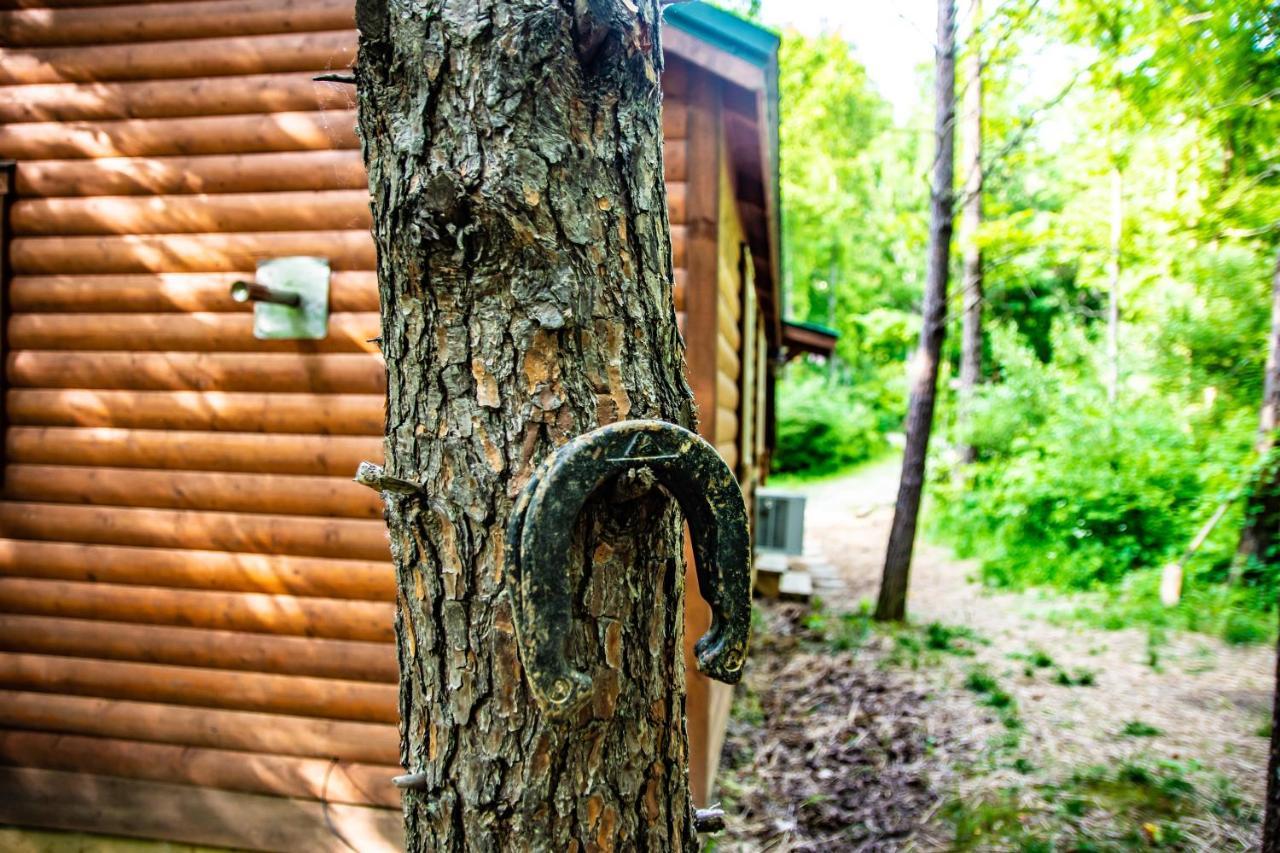 Avenwood Cabins Logan Bagian luar foto