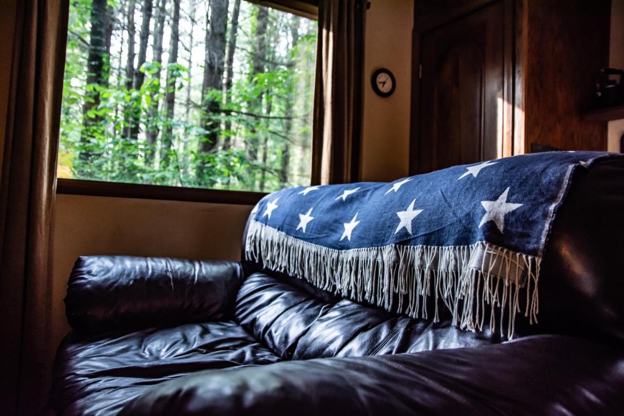 Avenwood Cabins Logan Bagian luar foto