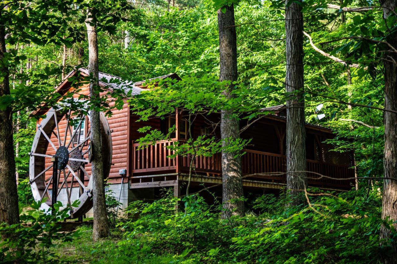 Avenwood Cabins Logan Bagian luar foto