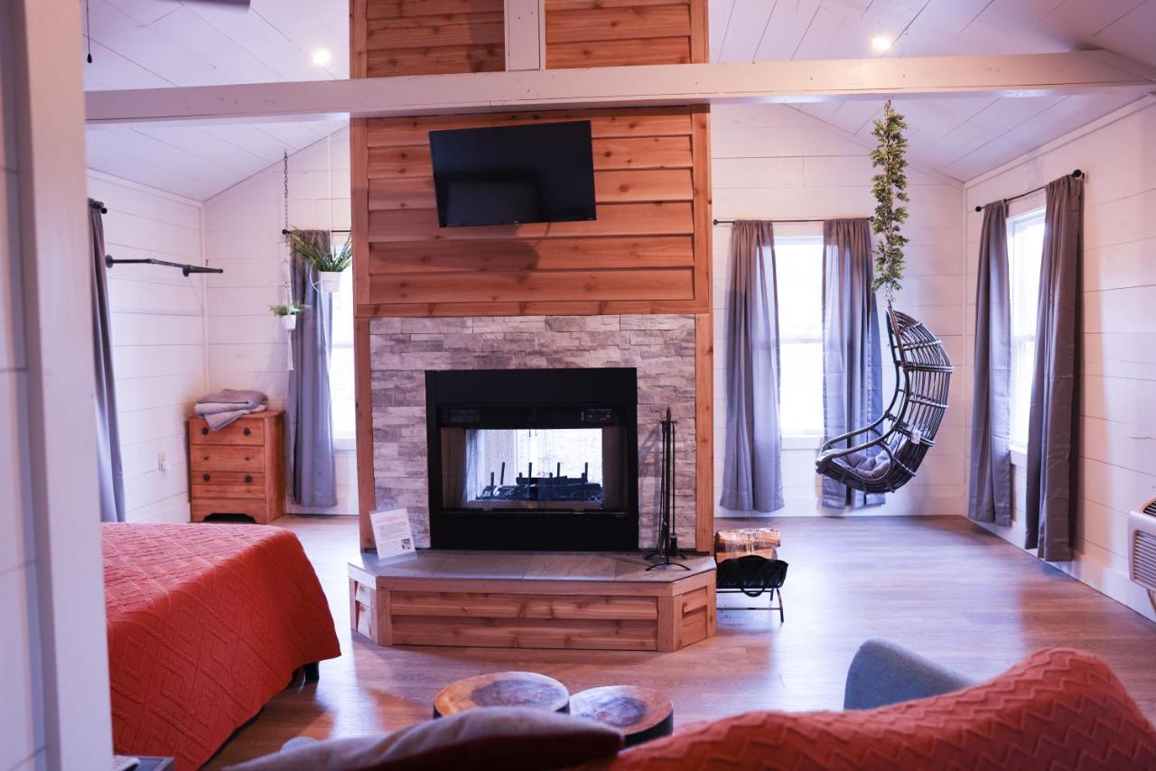 Avenwood Cabins Logan Bagian luar foto