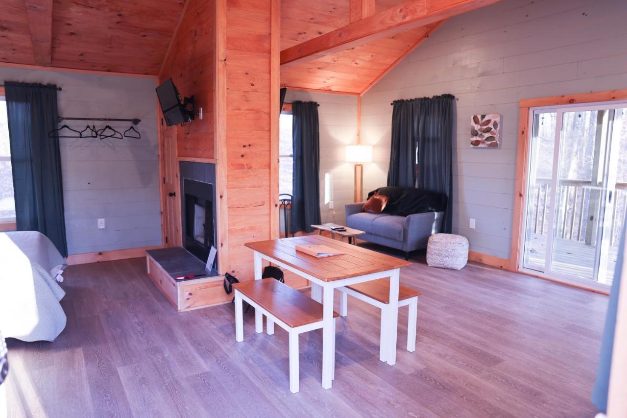Avenwood Cabins Logan Bagian luar foto