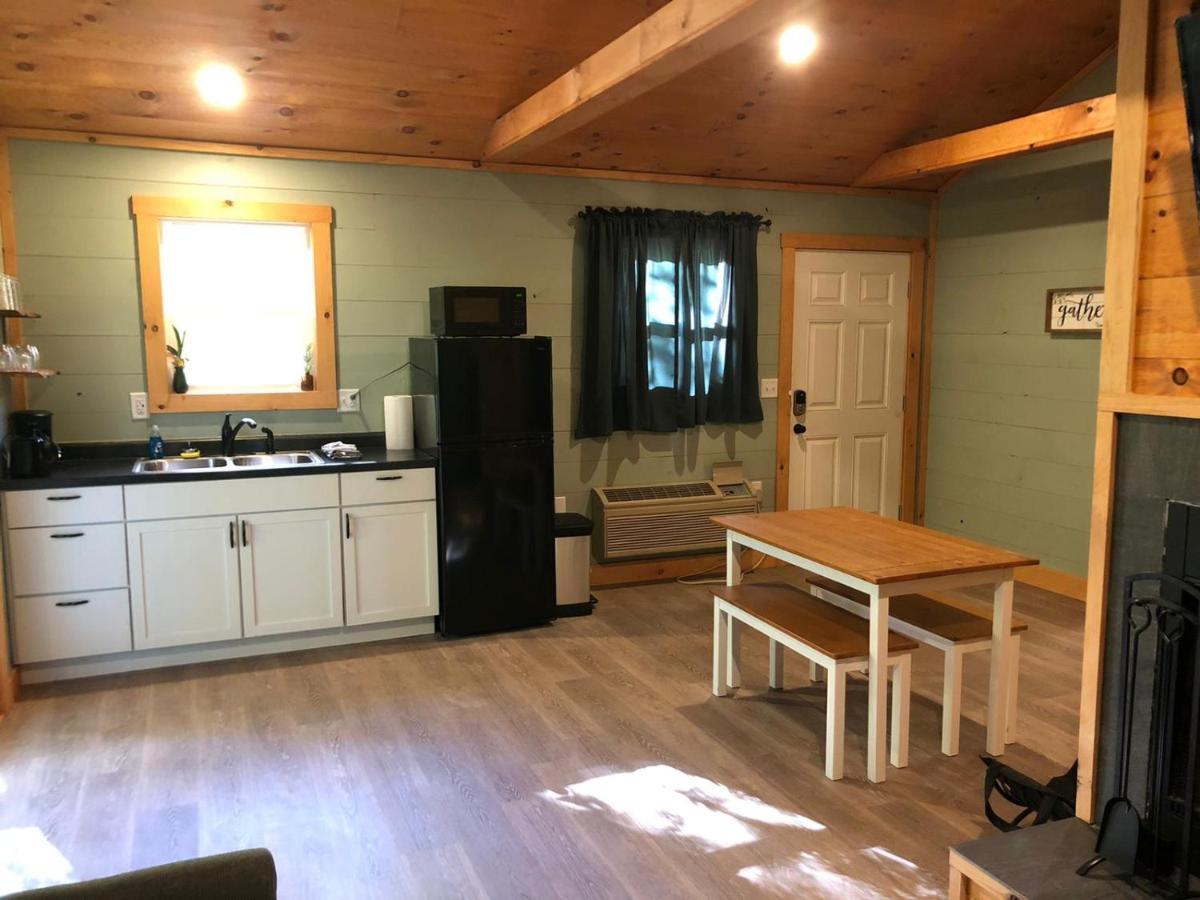 Avenwood Cabins Logan Bagian luar foto